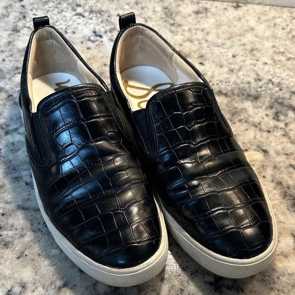 Sam Edelman Black Crocodile-Embossed Slip-On women’s Shoes